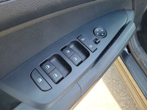 Used 2023 Kia Sportage LX AWD/4WD image 20