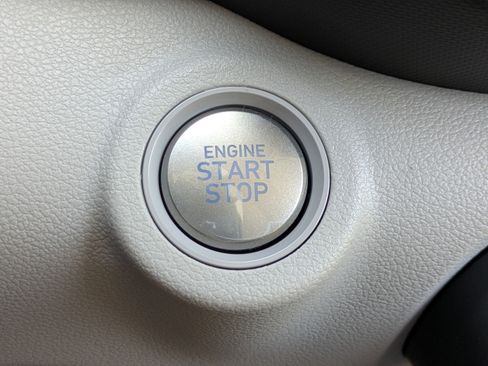 New 2026 Hyundai Venue SEL FWD image 25