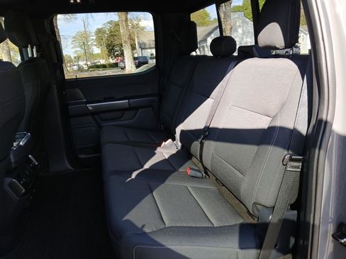 Used 2021 Ford F150 XLT w/ Equipment Group 302A High image 11