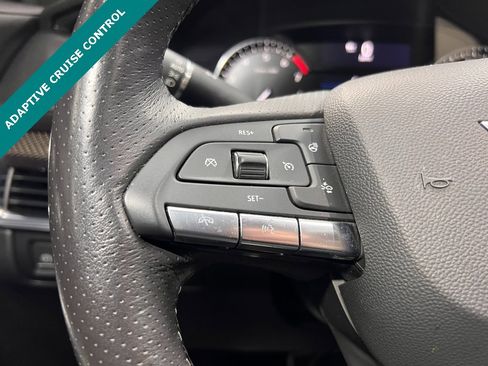 Used 2023 Cadillac XT4 Sport image 16