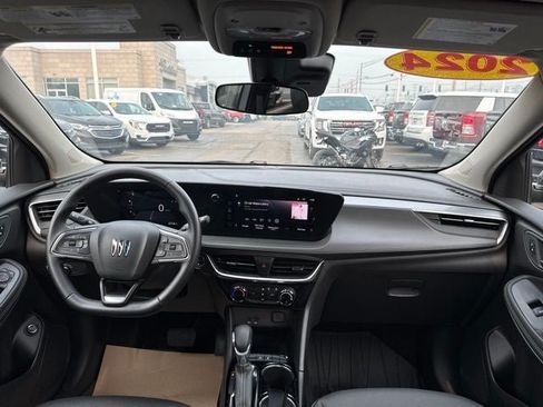 Used 2024 Buick Encore GX Sport Touring FWD image 25