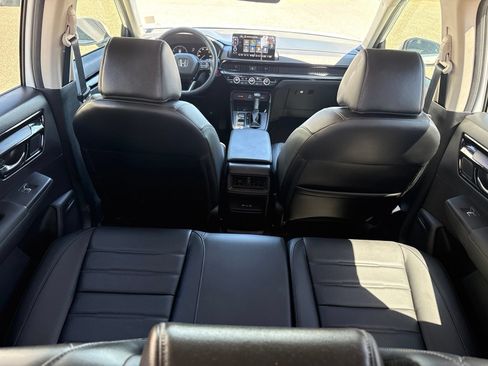 Used 2025 Honda CR-V EX-L image 11