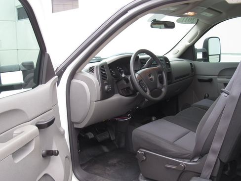 Used 2011 GMC Sierra 1500 W/T AWD/4WD image 14