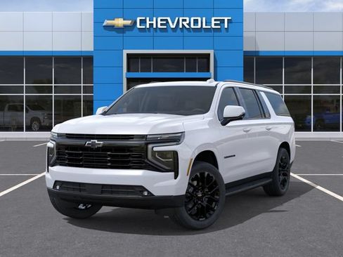New 2026 Chevrolet Suburban RST w/ Comfort Package AWD/4WD image 6