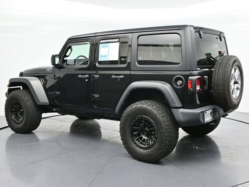 Used 2022 Jeep Wrangler Unlimited Sport AWD/4WD image 5