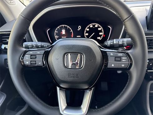 New 2025 Honda Pilot Touring image 15