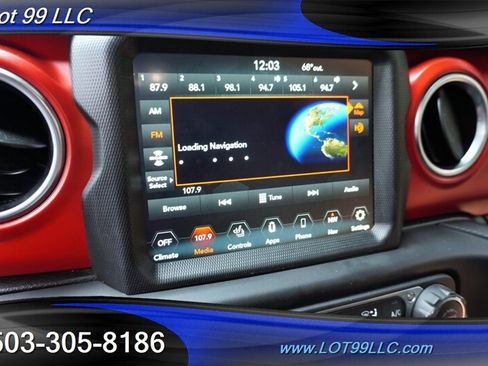 Used 2022 Jeep Gladiator Rubicon w/ Cold Weather Group AWD/4WD image 27