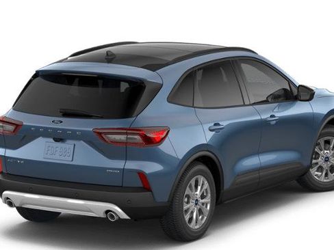 New 2026 Ford Escape Active w/ Active Premium Tech Pack image 3