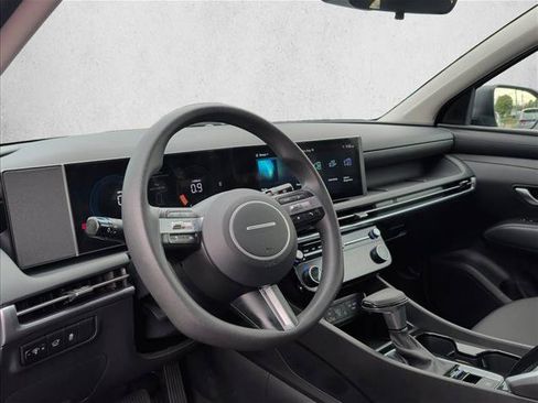 Used 2025 Hyundai Tucson SEL FWD image 9