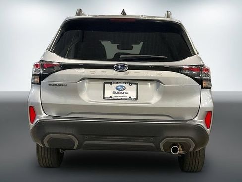 Used 2025 Subaru Forester Limited AWD/4WD image 4