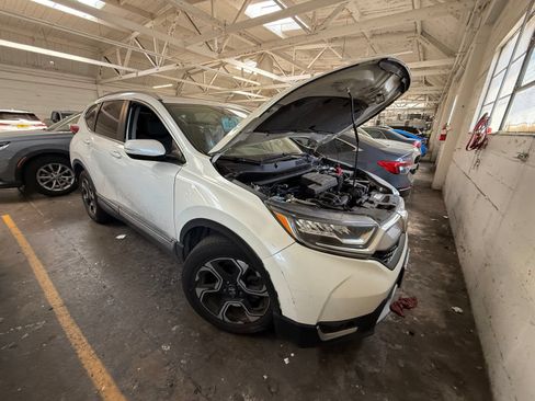 Used 2017 Honda CR-V Touring image 1