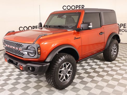 Used 2023 Ford Bronco Badlands AWD/4WD image 11