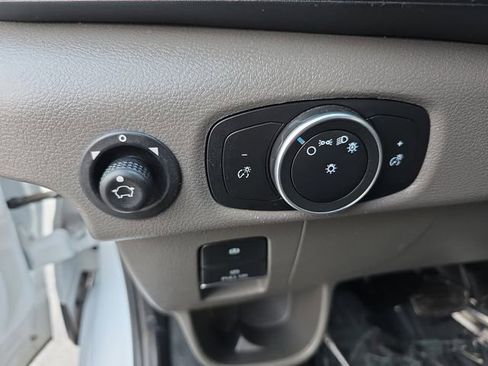 Used 2021 Ford Transit 350 XL image 25