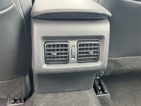 Used 2023 Toyota Camry XSE image 16