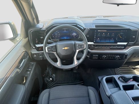 Used 2026 Chevrolet Silverado 1500 LT AWD/4WD image 22