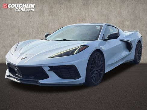 Used 2021 Chevrolet Corvette Stingray Premium Cpe w/ Z51 Performance Package RWD image 4