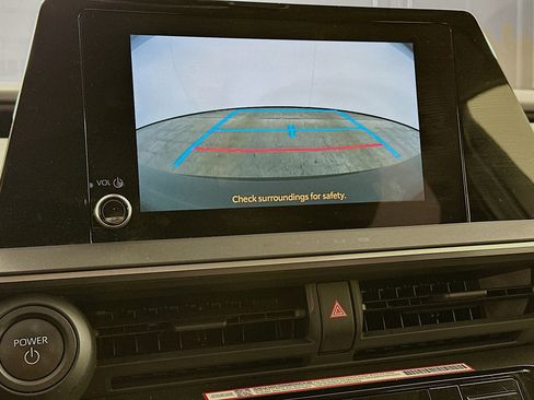 Used 2025 Toyota Prius LE image 23