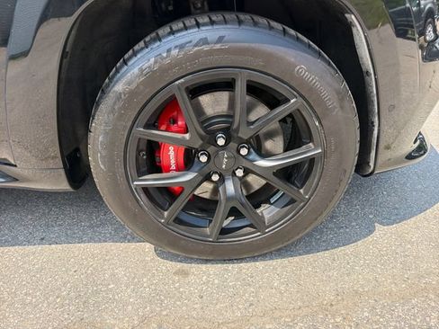 Used 2018 Jeep Grand Cherokee SRT w/ Trailer Tow Group IV AWD/4WD image 29