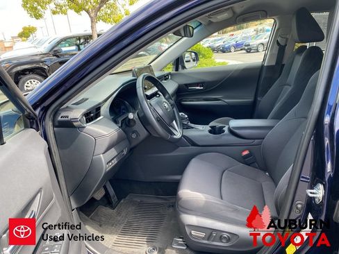 Certified 2024 Toyota Venza LE AWD/4WD image 30