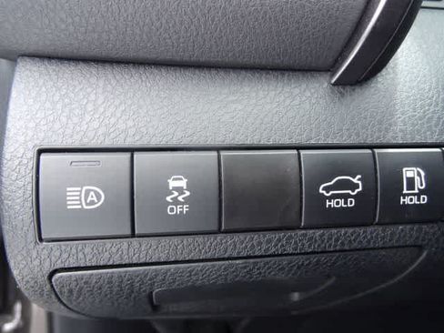 Used 2024 Toyota Camry XSE FWD image 13