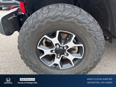 Used 2021 Jeep Wrangler Unlimited Rubicon AWD/4WD image 11