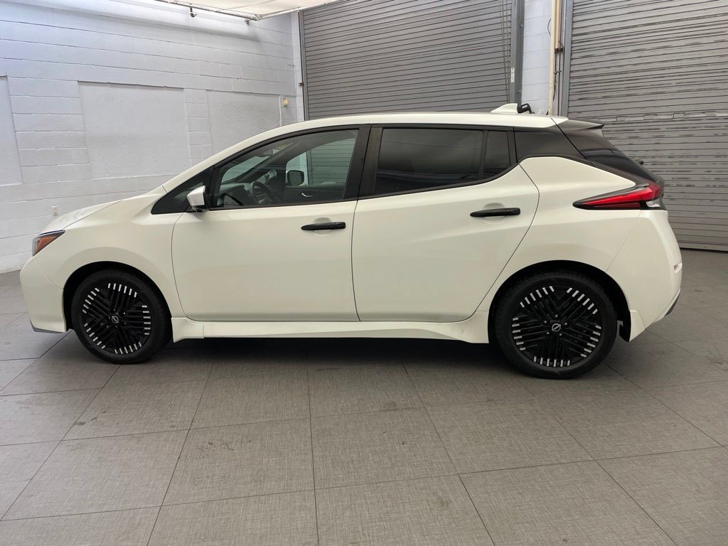Used 2023 Nissan Leaf SV Plus FWD image 6