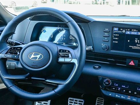 New 2026 Hyundai Elantra SEL Sport image 17