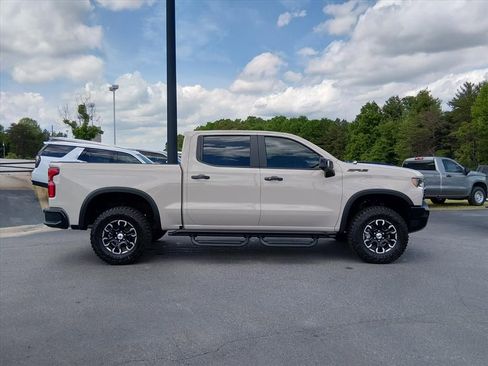New 2026 Chevrolet Silverado 1500 ZR2 AWD/4WD image 3
