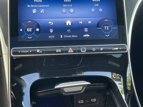 Used 2025 Mercedes-Benz C 300 Sedan image 43