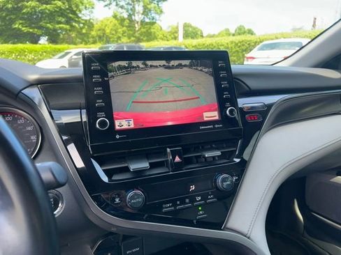 Used 2021 Toyota Camry XSE FWD image 12