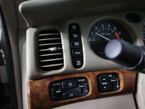 Used 2003 Buick Le Sabre Limited w/ Gran Touring Package image 32