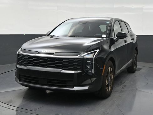 Used 2026 Kia Sportage LX FWD image 8