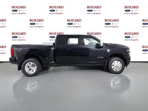 Used 2026 RAM 3500 Laramie AWD/4WD image 9