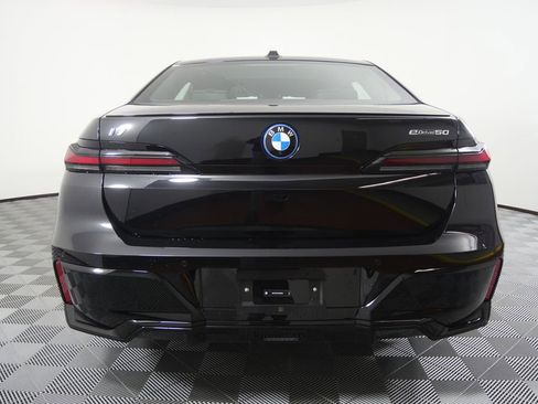 Used 2026 BMW i7 eDrive50 image 4