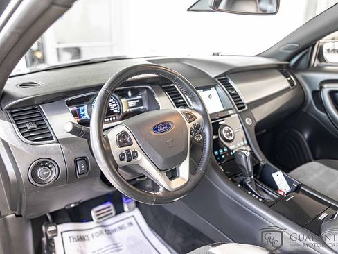 Used 2018 Ford Taurus SHO image 20