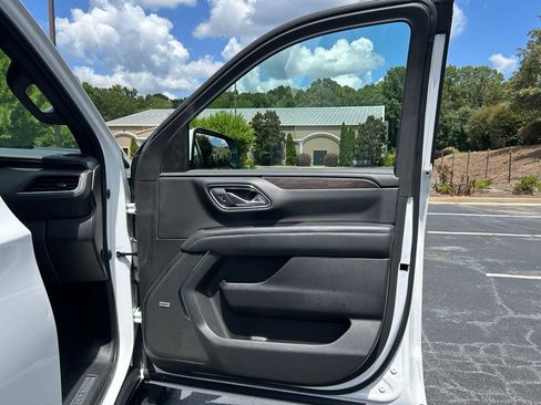 Used 2023 Chevrolet Tahoe LT w/ Luxury Package RWD image 61