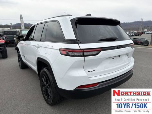 New 2026 Jeep Grand Cherokee Altitude AWD/4WD image 8