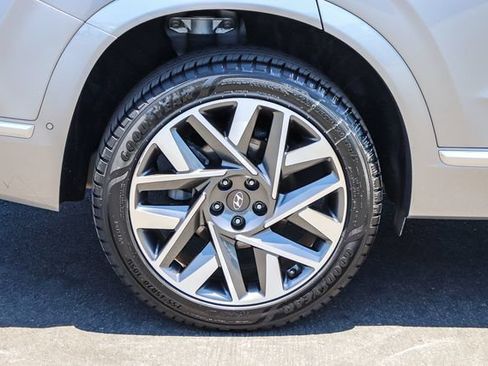 Used 2022 Hyundai Santa Fe Calligraphy w/ Cargo Package AWD/4WD image 9