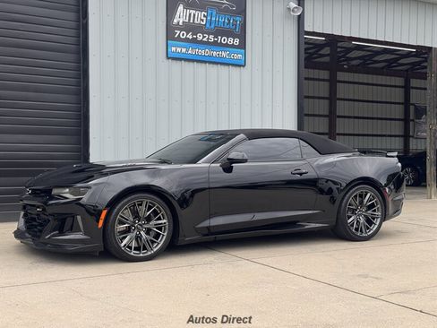 Used 2023 Chevrolet Camaro ZL1 RWD image 4
