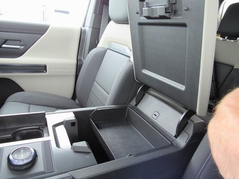 New 2026 GMC Hummer EV 4x4 Crew Cab image 24