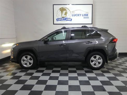 Used 2021 Toyota RAV4 XLE w/ Convenience Package AWD/4WD image 7