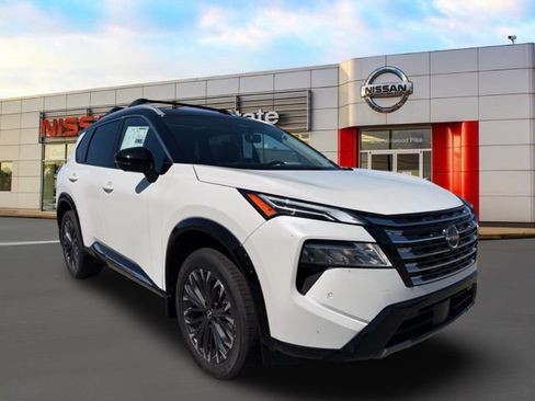 New 2026 Nissan Rogue Platinum w/ Platinum Premium Package AWD/4WD image 1