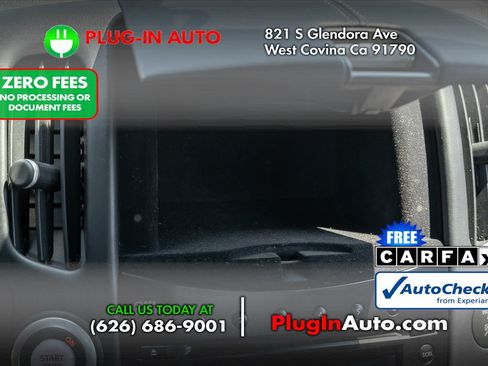 Used 2009 Nissan 370Z Touring RWD image 22