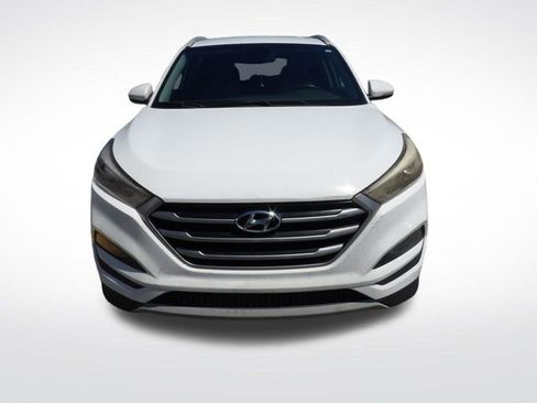 Used 2017 Hyundai Tucson Sport FWD image 4