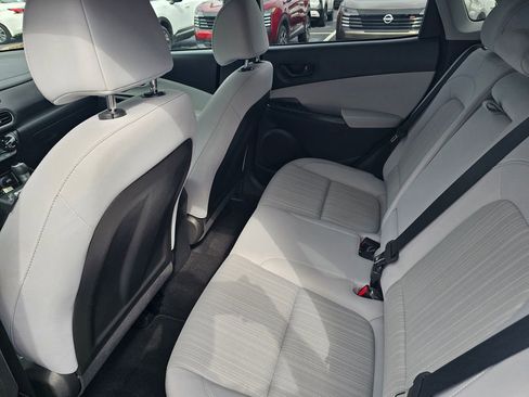 Used 2022 Hyundai Kona SEL w/ Cargo Package image 10