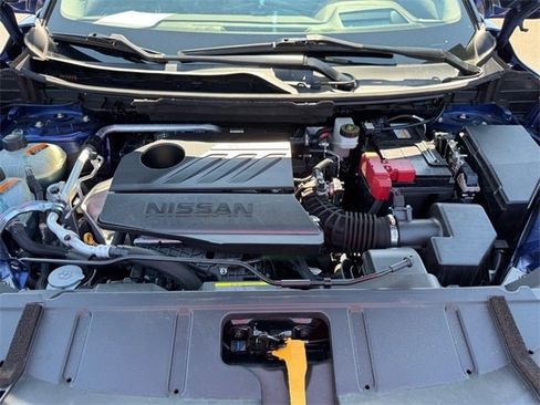 Used 2023 Nissan Rogue Platinum w/ Platinum Premium Package image 12