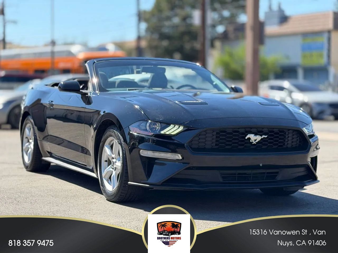 Used 2018 Ford Mustang Convertible RWD image 1