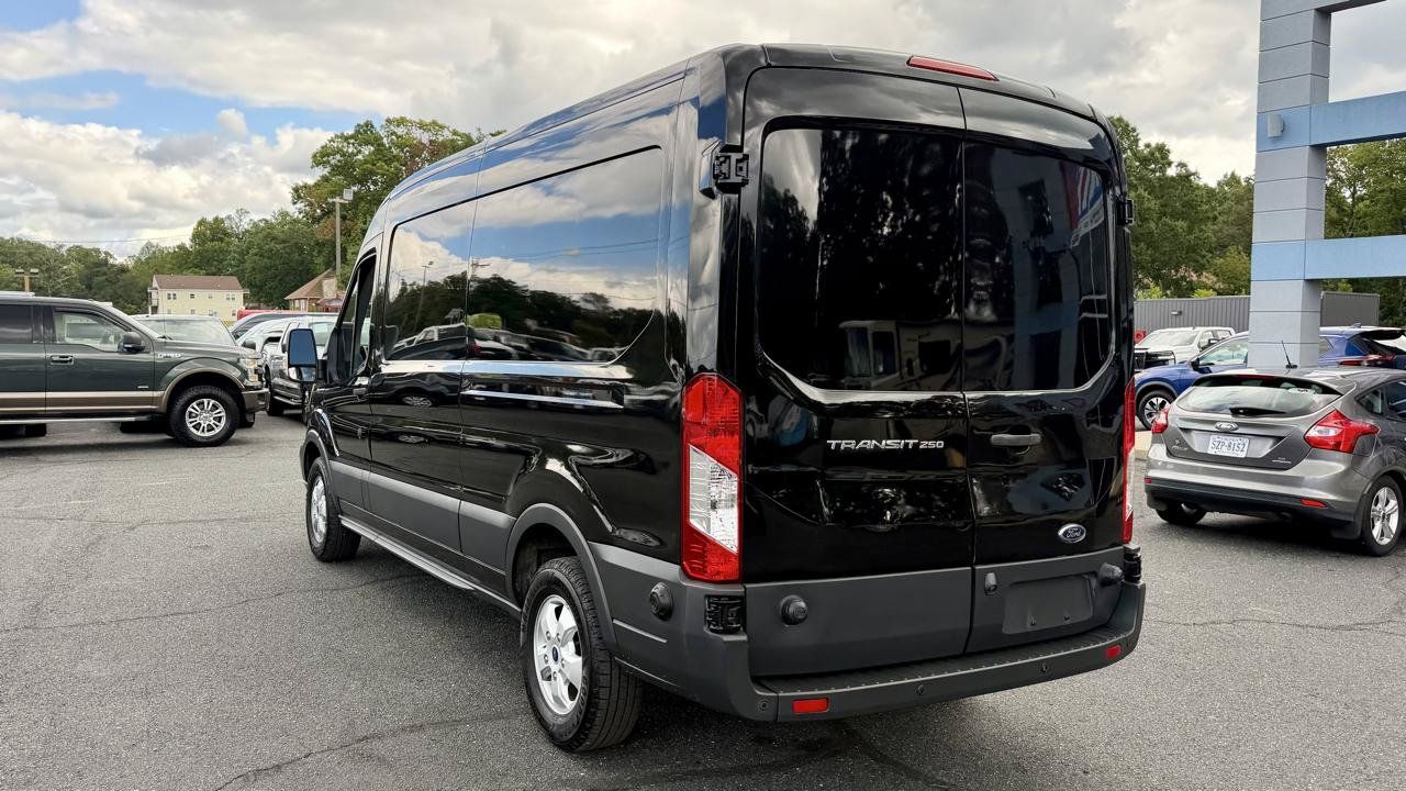 Used 2017 Ford Transit 250 148 Medium Roof RWD image 10