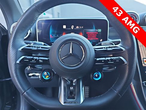 Used 2024 Mercedes-Benz GLC 43 AMG 4MATIC image 19