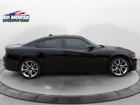 Used 2016 Dodge Charger R/T w/ Premium Group RWD image 6